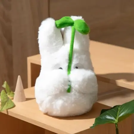 MI VECINO TOTORO - PELUCHE NAKAYOSHI TOTORO PEQUEÑO CON HOJA