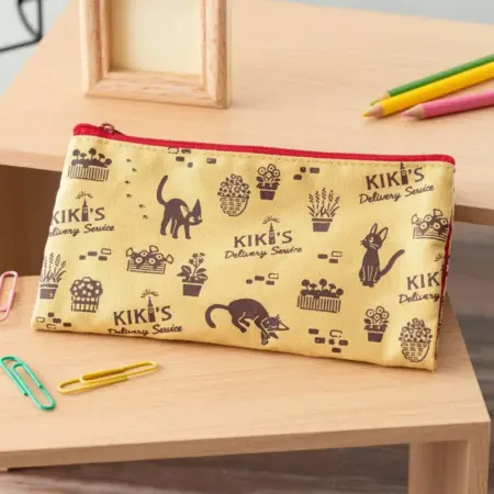 NICKY, LA APRENDIZ DE BRUJA - ESTUCHE DOBLE "KORIKO WALKING"