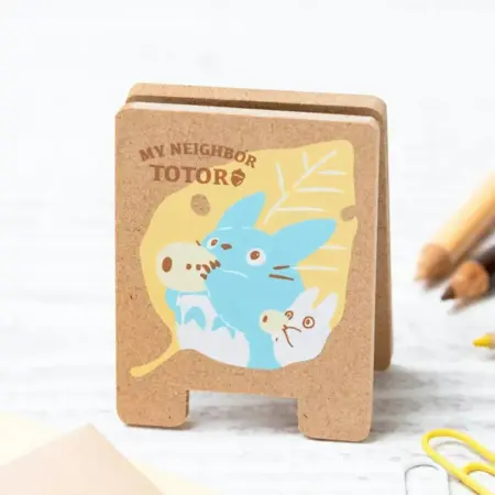 MI VECINO TOTORO - PINZA DE MADERA TOTORO AZUL Y BLANCO